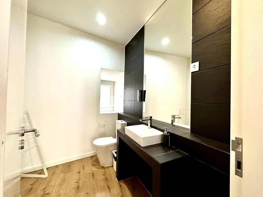 Cruz Central Apartment 2 Lisboa 0*,